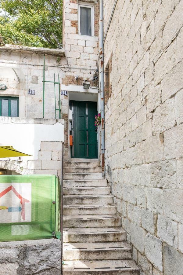 Studio Nana - By Golden Gate In Old Town Split Eksteriør bilde